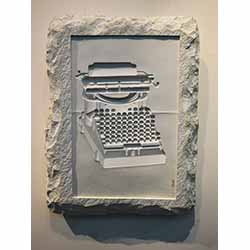 Paradox of a message foretold